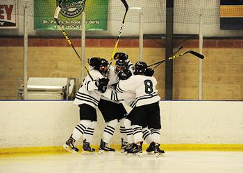 Mens ice hockey gears up for season