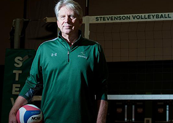 Men's volleyball hires new head coach