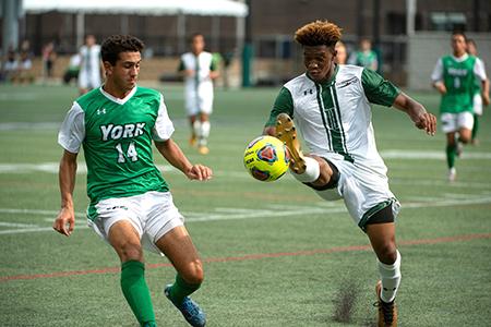 Mens soccer hopes to win MAC title