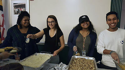Faculty to serve Thanksgiving dinner