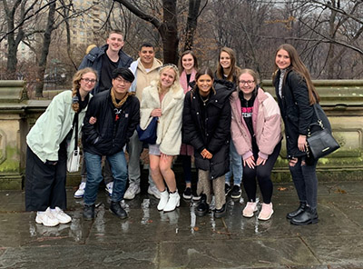 Fashion students tour NYC