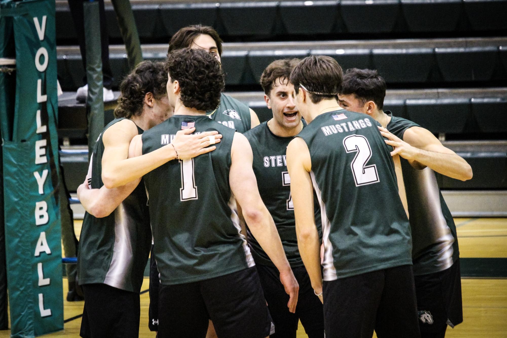 Stevenson mens volleyball earning their first win of the season over Roanoke College